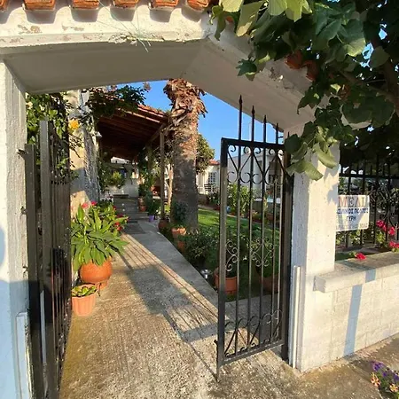 Meli Apartment *